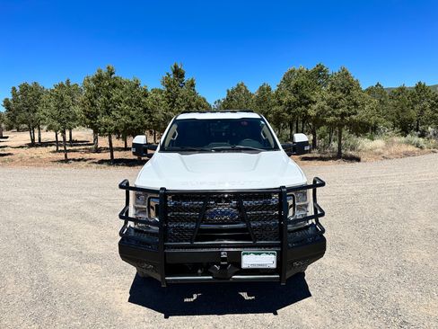 Used 2022 Ford F350 Lariat w/ Lariat Ultimate Package AWD/4WD image 1