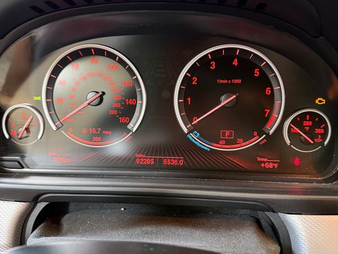 Used 2014 BMW 550i xDrive Sedan image 4