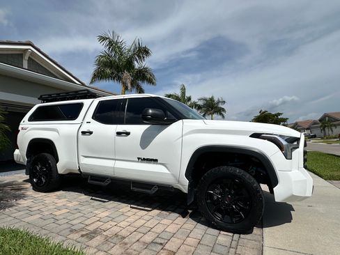 Used 2022 Toyota Tundra SR5 AWD/4WD image 8