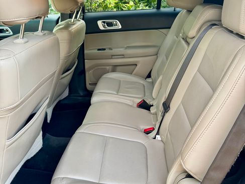 Used 2013 Ford Explorer Limited image 14