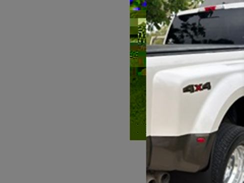 Used 2017 Ford F350 Lariat w/ Lariat Ultimate Package AWD/4WD image 29