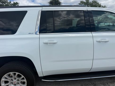 Used 2019 GMC Yukon XL SLT image 20