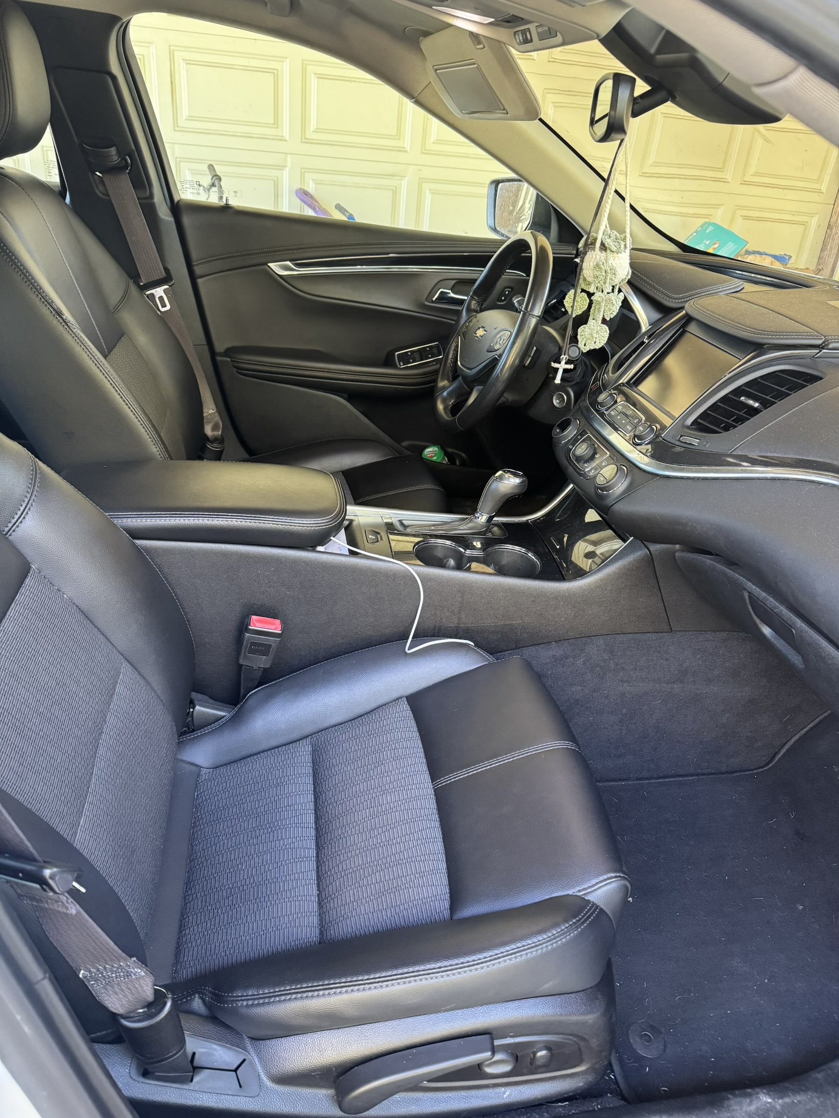 Used 2017 Chevrolet Impala LT w/ Convenience Package FWD image 10