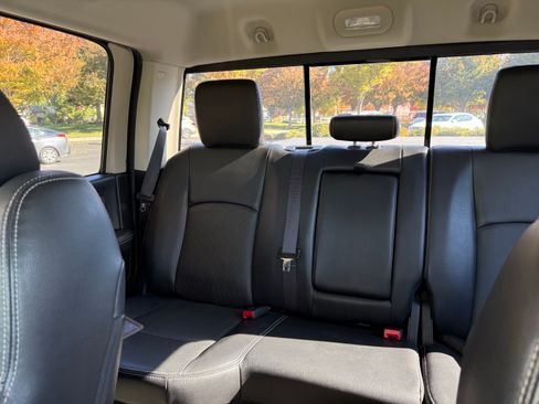 Used 2016 RAM 1500 Laramie w/ Convenience Group image 13