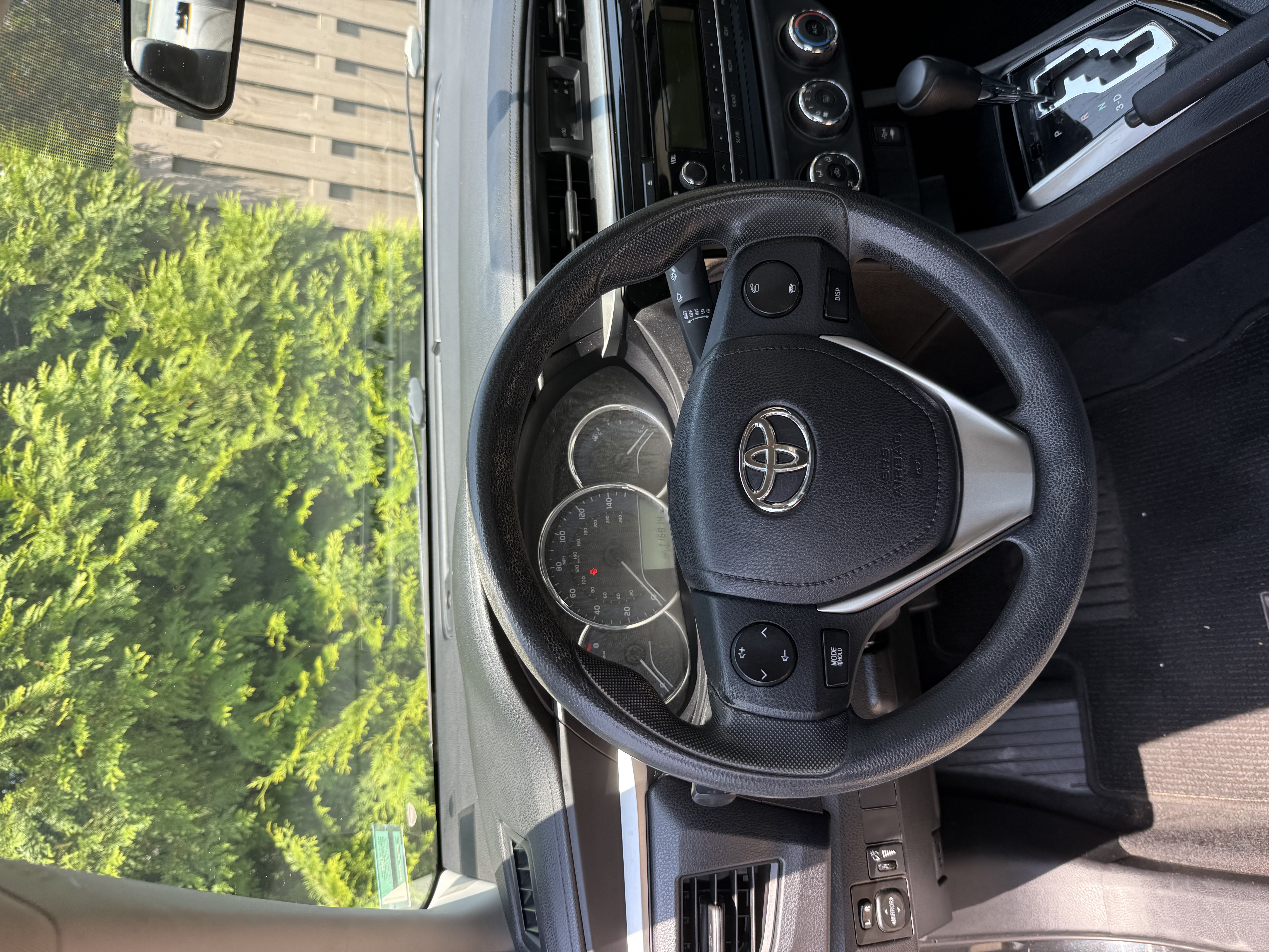 Used 2014 Toyota Corolla L FWD image 4