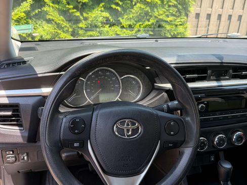 Used 2014 Toyota Corolla L FWD image 4