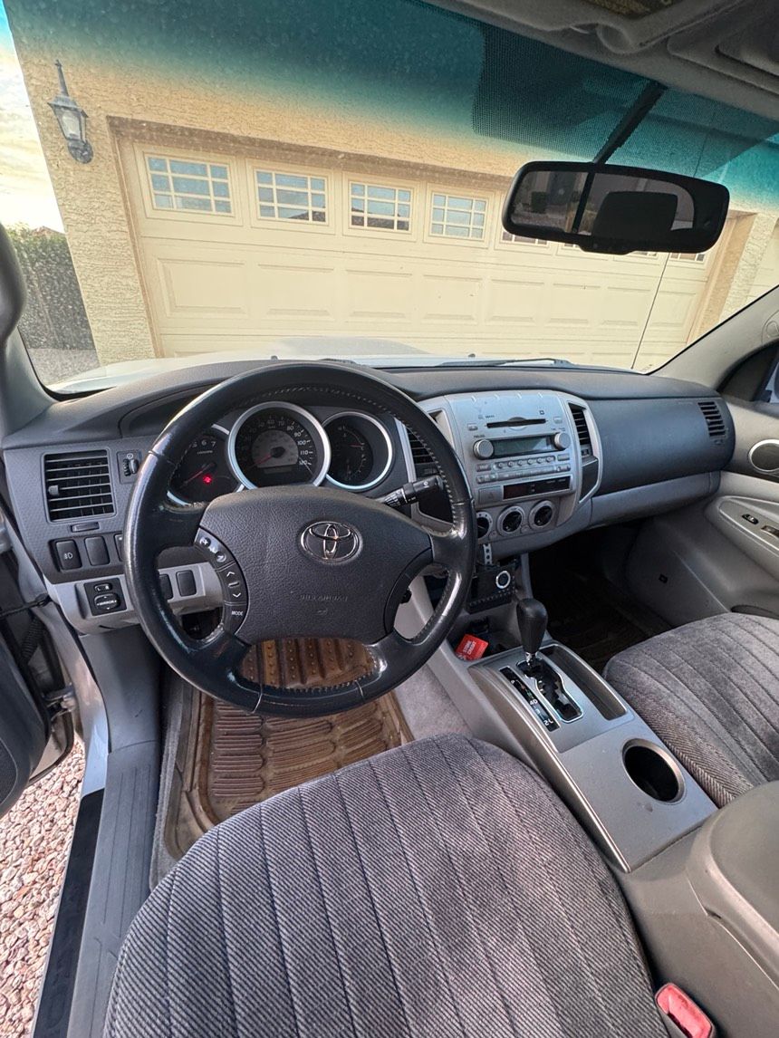 Used 2006 Toyota Tacoma PreRunner RWD image 14