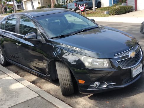 Used 2011 Chevrolet Cruze LTZ w/ RS Package image 5