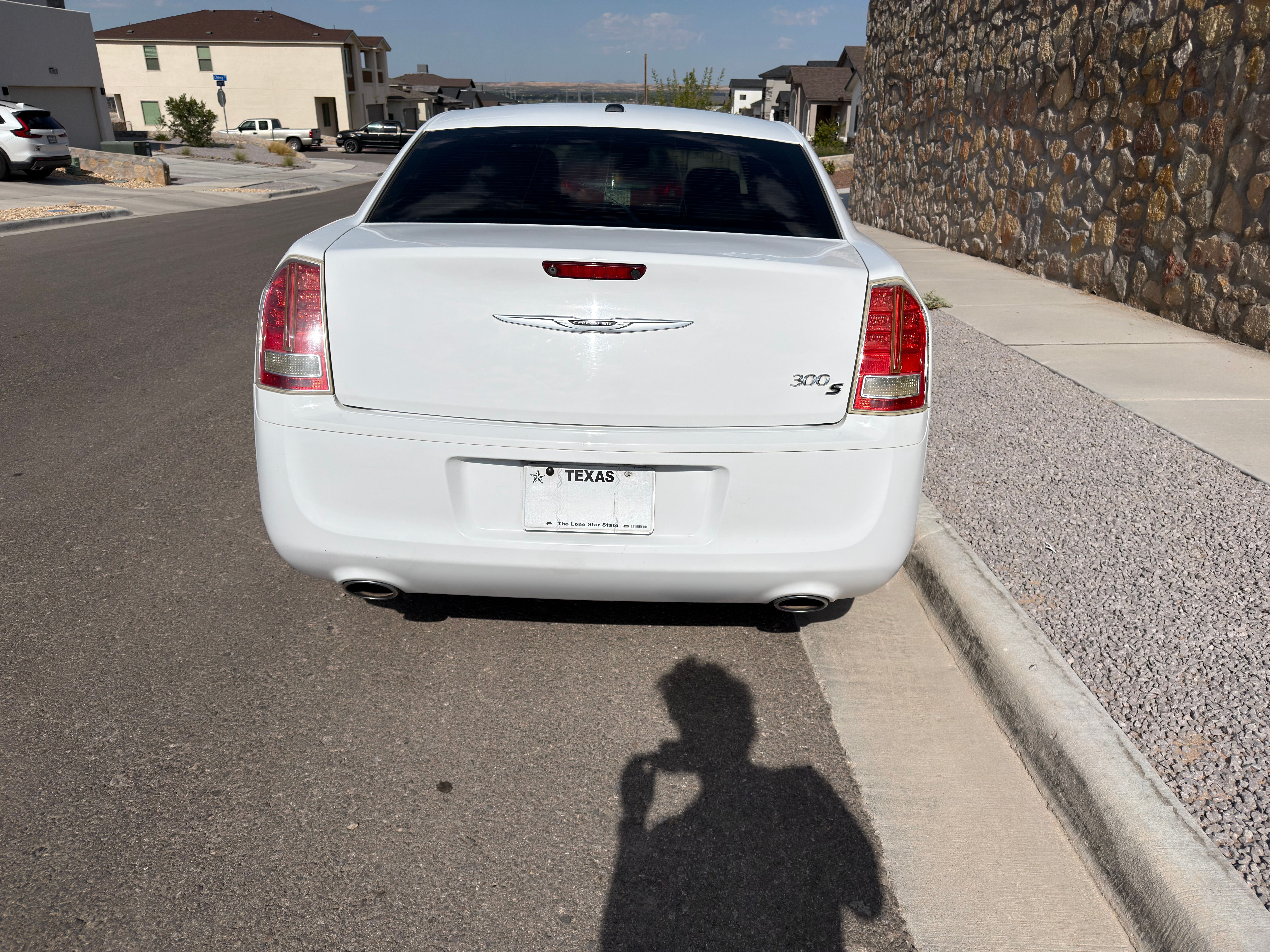 Used 2013 Chrysler 300 S RWD image 4
