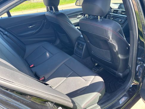 Used 2014 BMW 328i xDrive Sedan AWD/4WD image 9