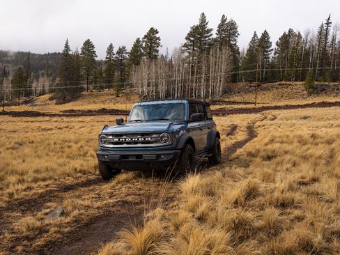 Used 2022 Ford Bronco Big Bend image 5