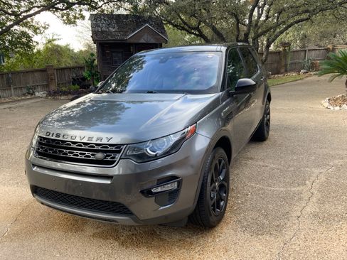 Used 2017 Land Rover Discovery Sport HSE image 2