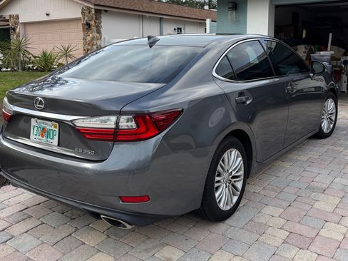 Used 2017 Lexus ES 350 image 4