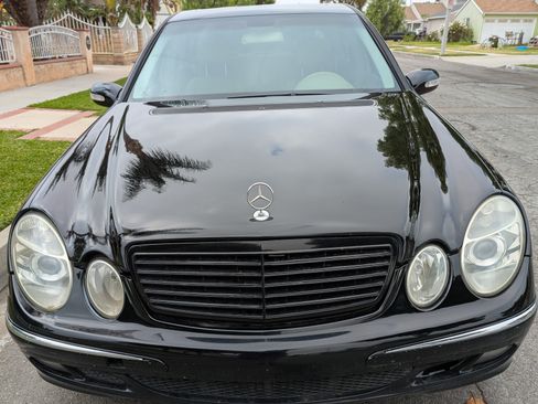Used 2006 Mercedes-Benz E 350 Sedan image 5