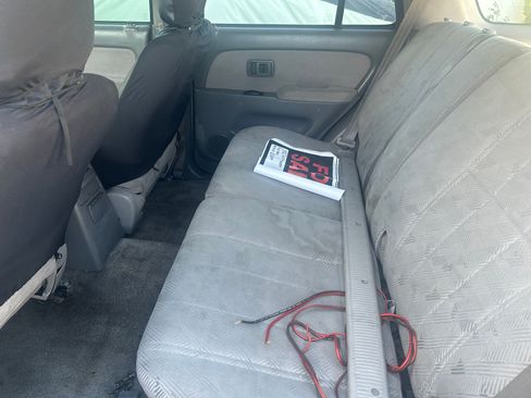 Used 2002 Toyota 4Runner SR5 image 17