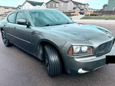 Used 2010 Dodge Charger R/T image 2