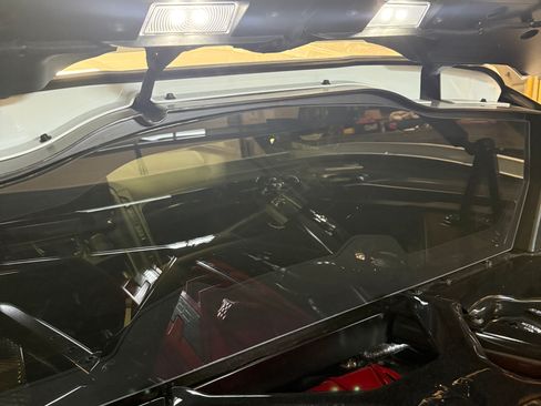 Used 2024 Chevrolet Corvette Stingray Preferred Cpe w/ Z51 Performance Package RWD image 15