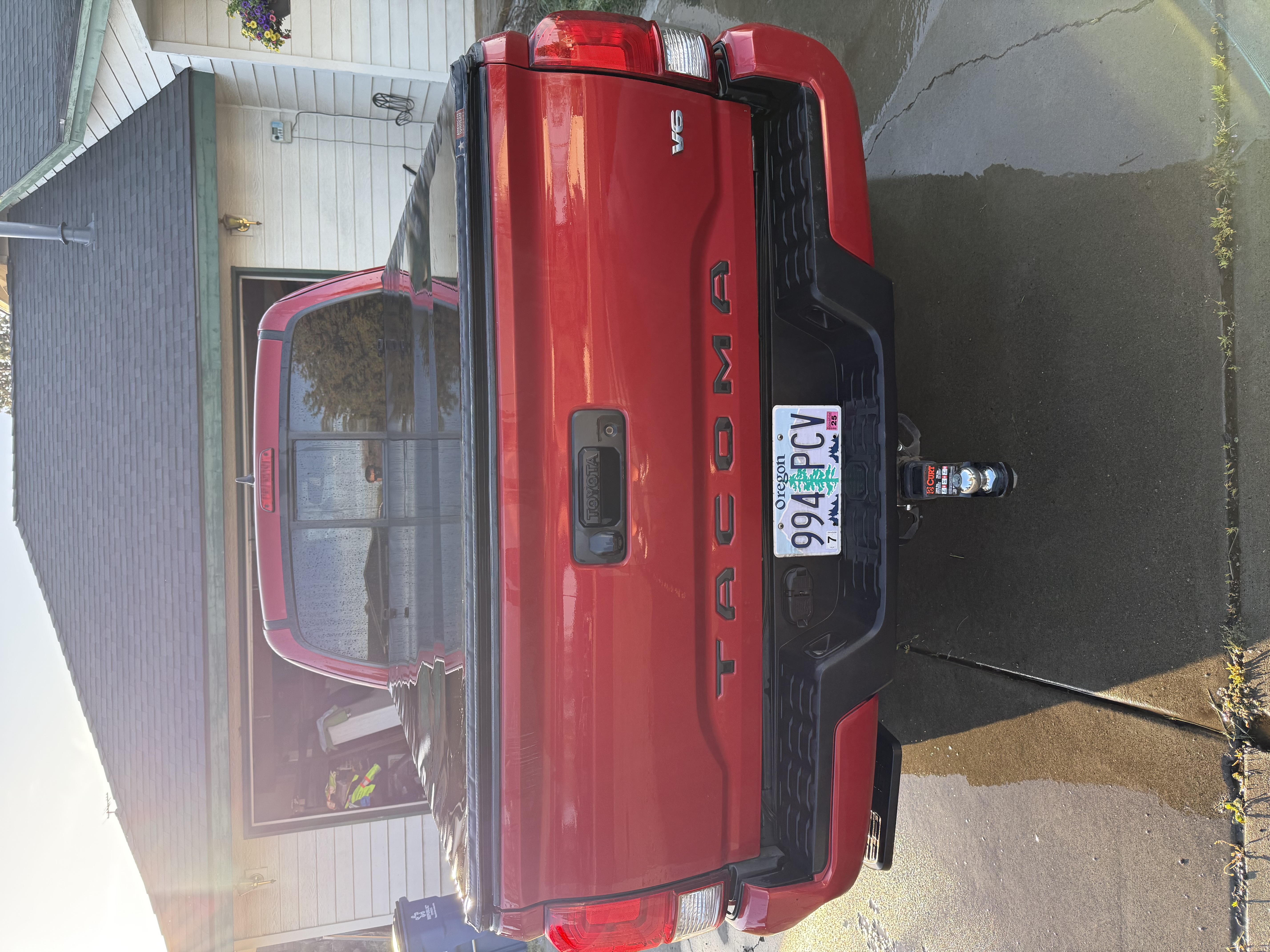 Used 2016 Toyota Tacoma TRD Sport w/ Towing Package AWD/4WD image 4