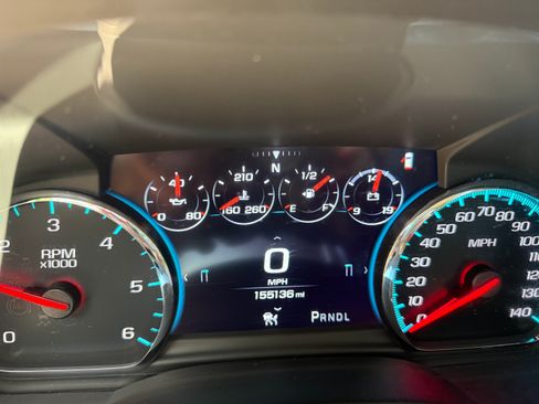 Used 2018 GMC Yukon Denali w/ Denali Ultimate Package AWD/4WD image 16