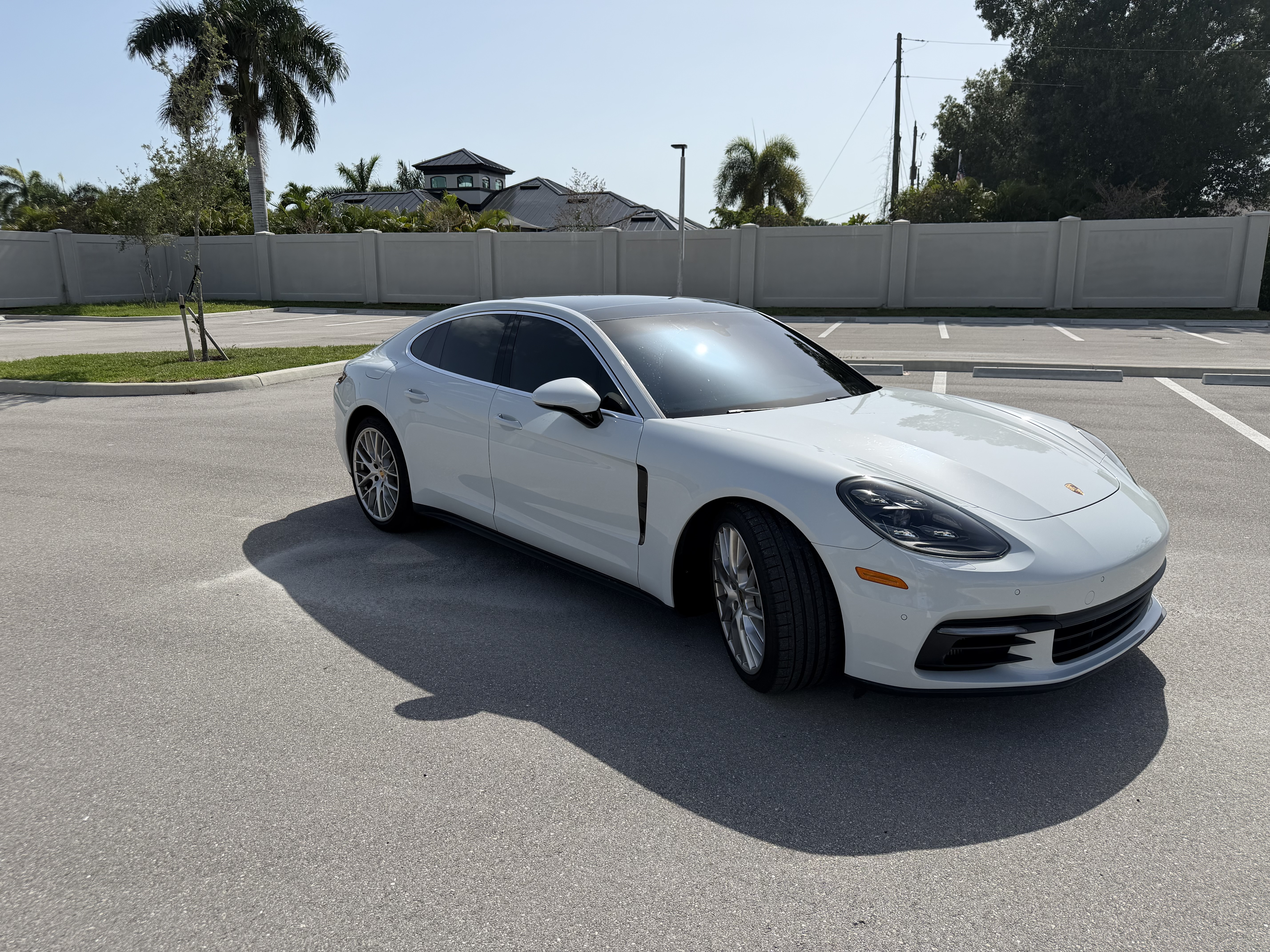 Used 2018 Porsche Panamera 4S AWD/4WD image 6