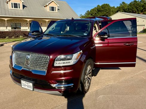 Used 2020 Lincoln Navigator L Reserve w/ Luxury Package image 6