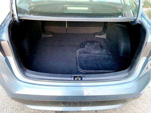 Used 2020 Toyota Corolla LE image 18