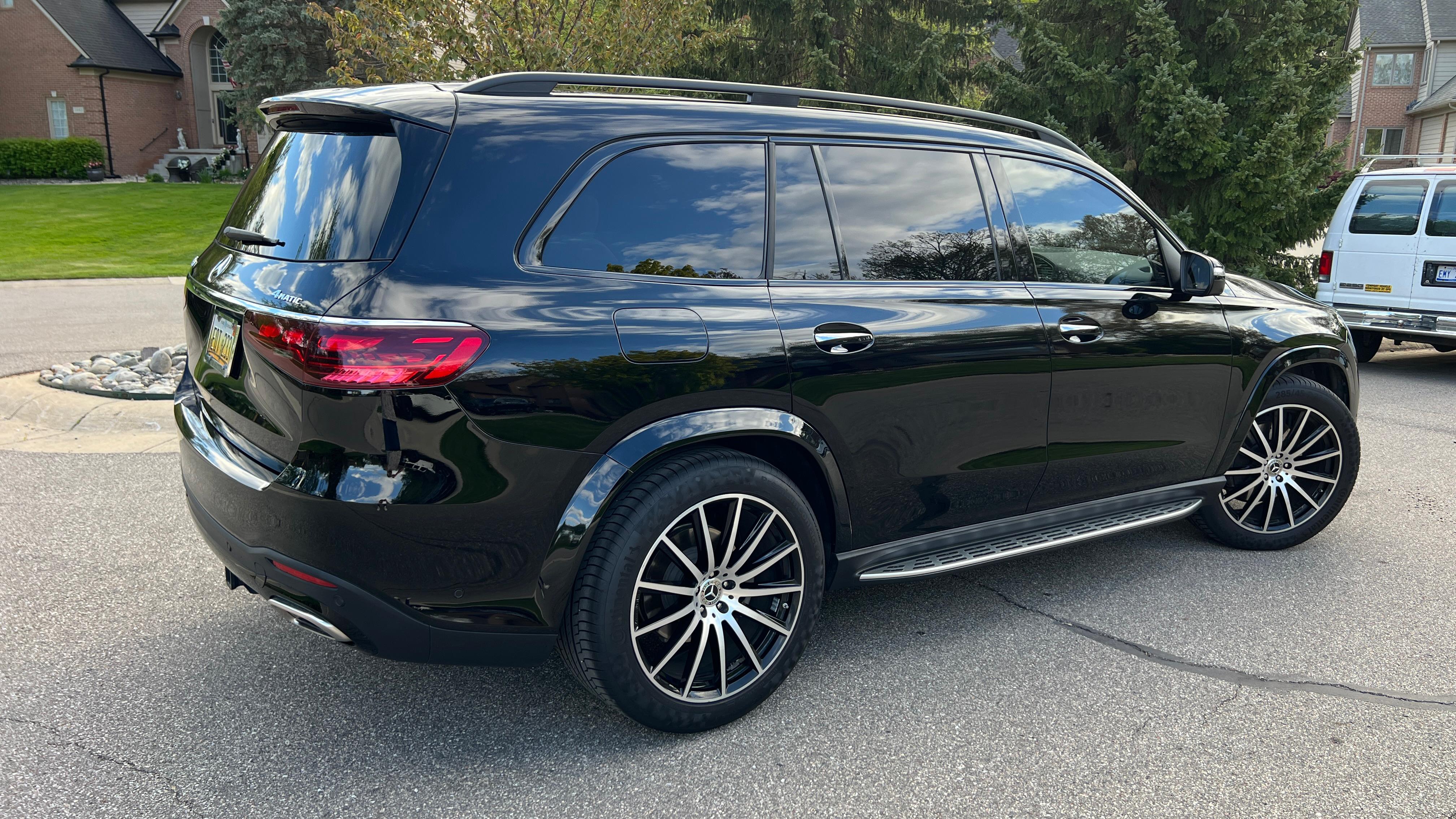 Used 2024 Mercedes-Benz GLS 580 4MATIC image 22