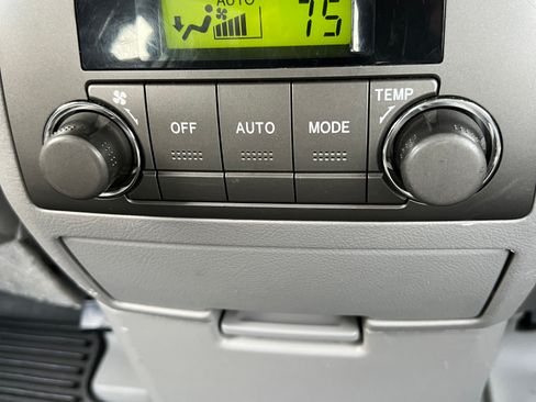 Used 2009 Toyota Highlander Limited image 27