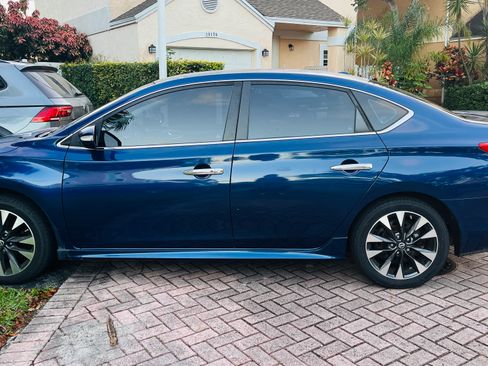 Used 2016 Nissan Sentra SR image 2