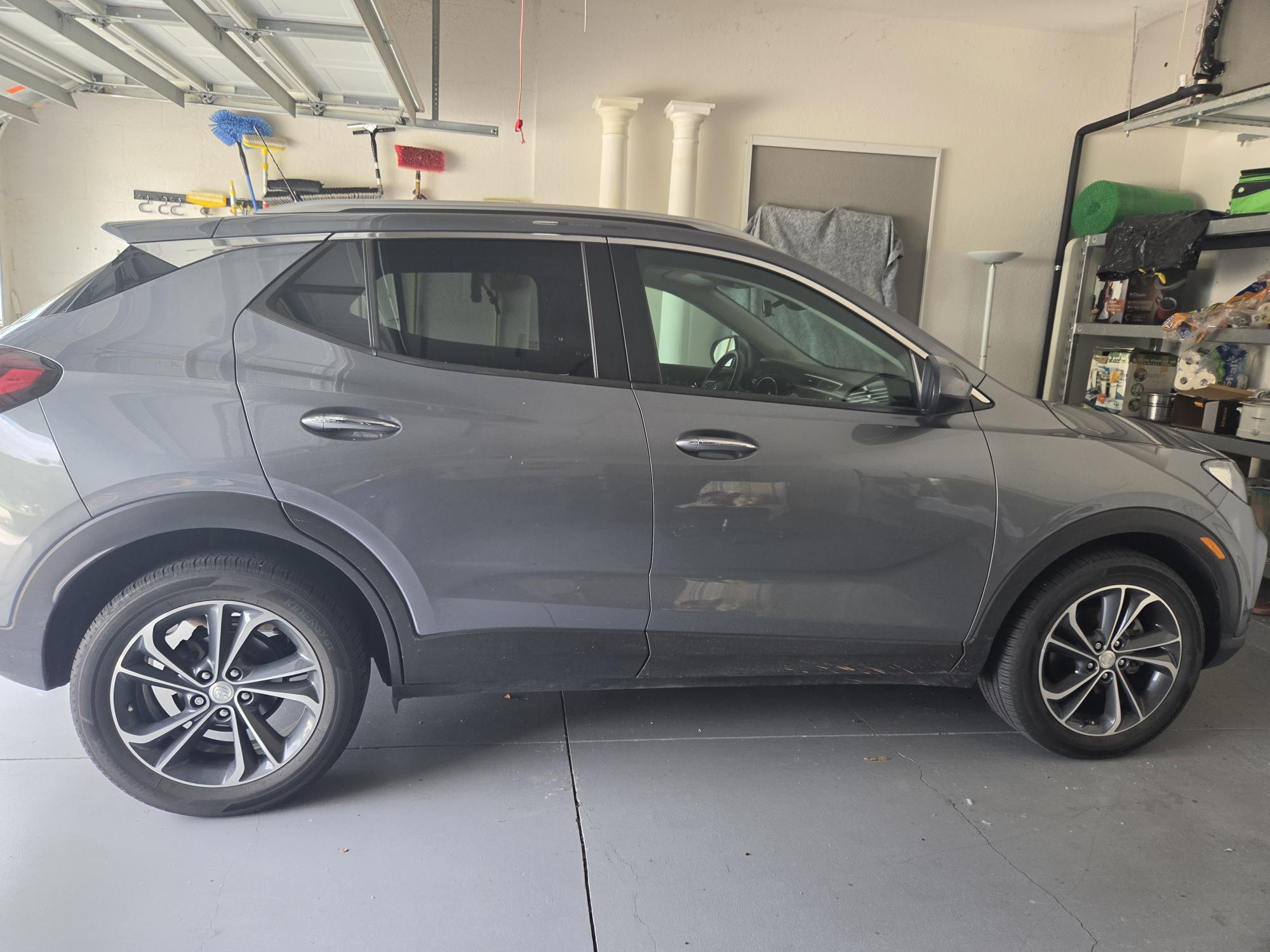 Used 2020 Buick Encore GX Select FWD image 2