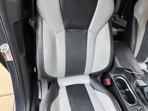 Used 2018 Subaru Crosstrek 2.0i Limited image 11