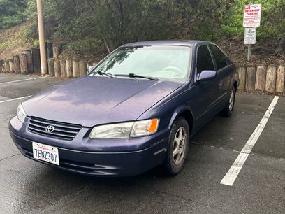 Used 1998 Toyota Camry LE