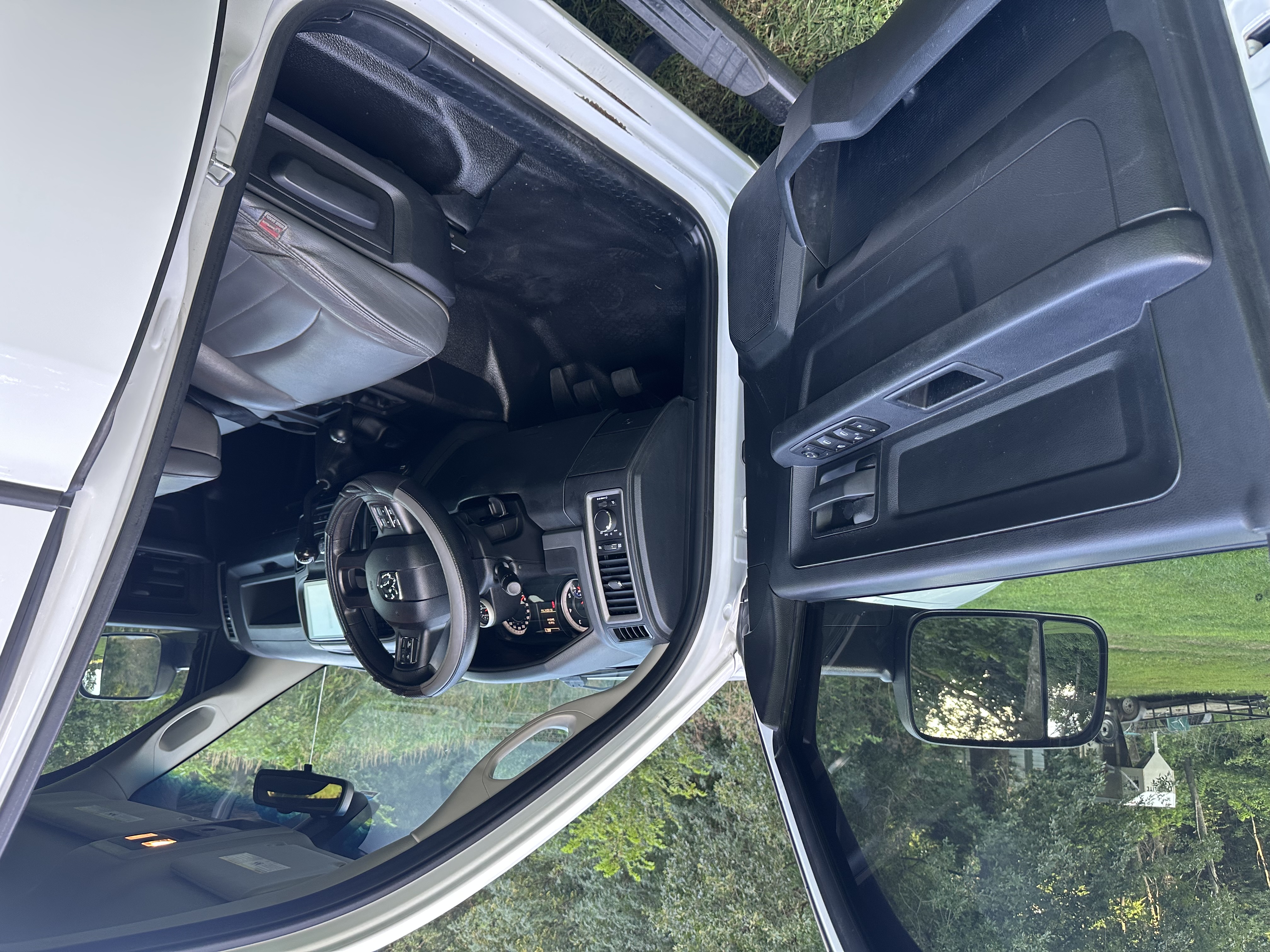 Used 2015 RAM 2500 Tradesman AWD/4WD image 13