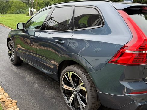Used 2025 Volvo XC60 B5 Ultra w/ Protection Package Premier AWD/4WD image 17