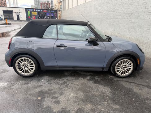 Used 2026 MINI Cooper S image 1