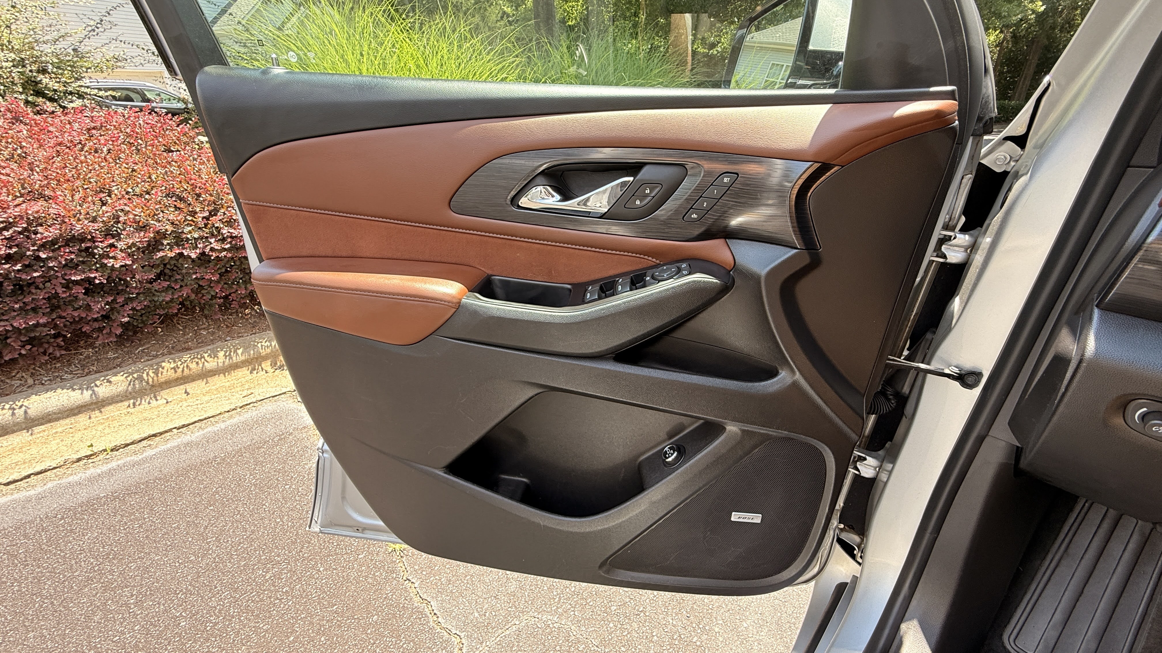 Used 2018 Chevrolet Traverse High Country AWD/4WD image 18