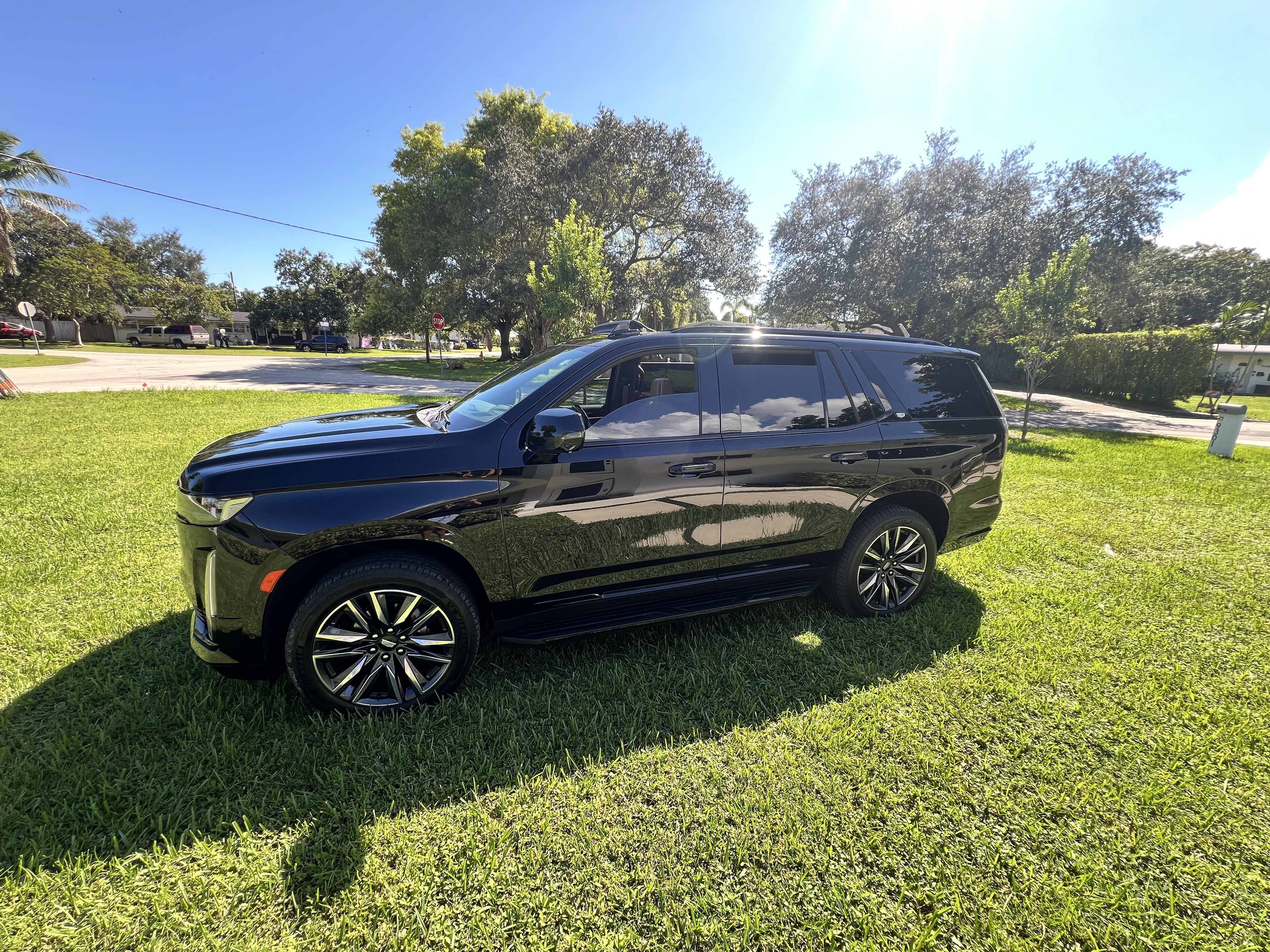 Used 2021 Cadillac Escalade Sport w/ Driver Assist Tech Package AWD/4WD image 15