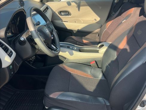 Used 2016 Honda HR-V EX image 13