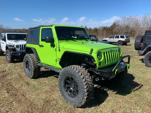 Used 2012 Jeep Wrangler Sport w/ Black Appearance Group image 4