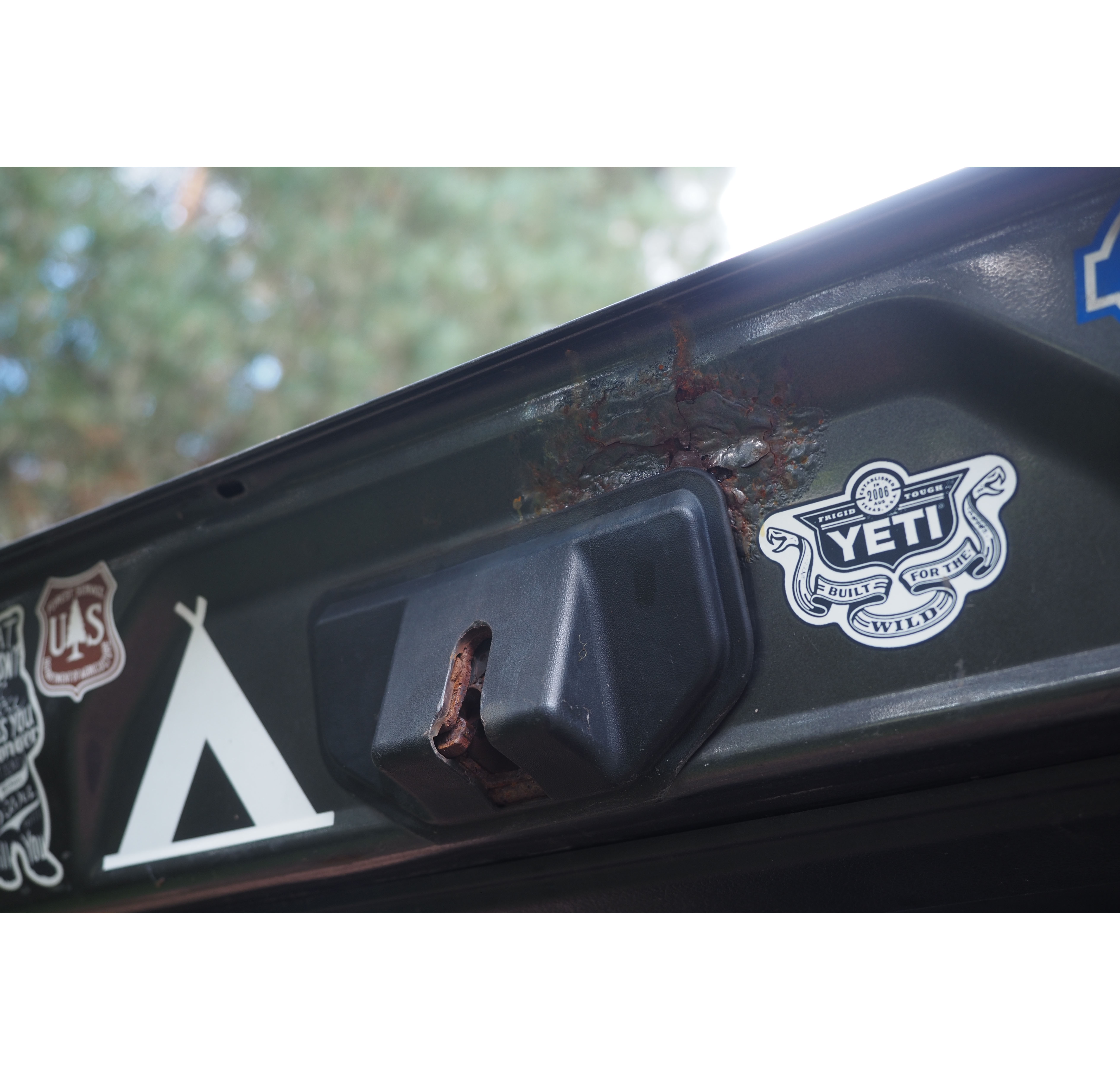 Used 2010 Toyota 4Runner SR5 AWD/4WD image 16