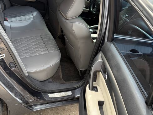 Used 2012 Acura TL SH-AWD image 9