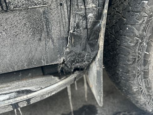 Used 2010 GMC Yukon Denali image 10