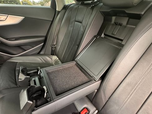 Used 2017 Audi A4 2.0T Premium FWD image 9