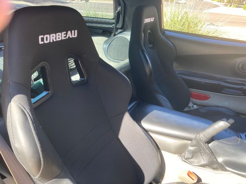 Used 1998 Chevrolet Corvette Coupe RWD image 12