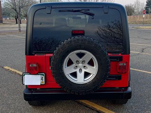 Used 2006 Jeep Wrangler Unlimited Rubicon image 5