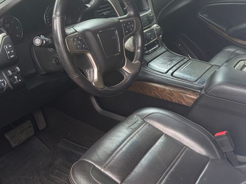 Used 2018 GMC Yukon XL Denali w/ Denali Ultimate Package AWD/4WD image 13