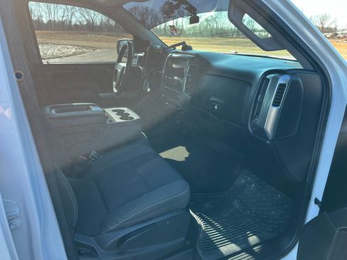 Used 2017 Chevrolet Silverado 1500 LT w/ All Star Edition AWD/4WD image 12