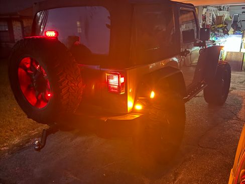 Used 2013 Jeep Wrangler Sport w/ Connectivity Group image 6