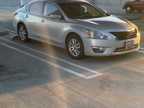 Used 2014 Nissan Altima 2.5 S image 10