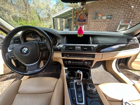 Used 2014 BMW 528i Sedan RWD image 2